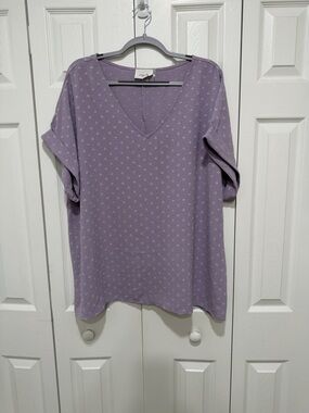 ANDREE BY UNIT Lavender V-Neck Short Sleeve Top